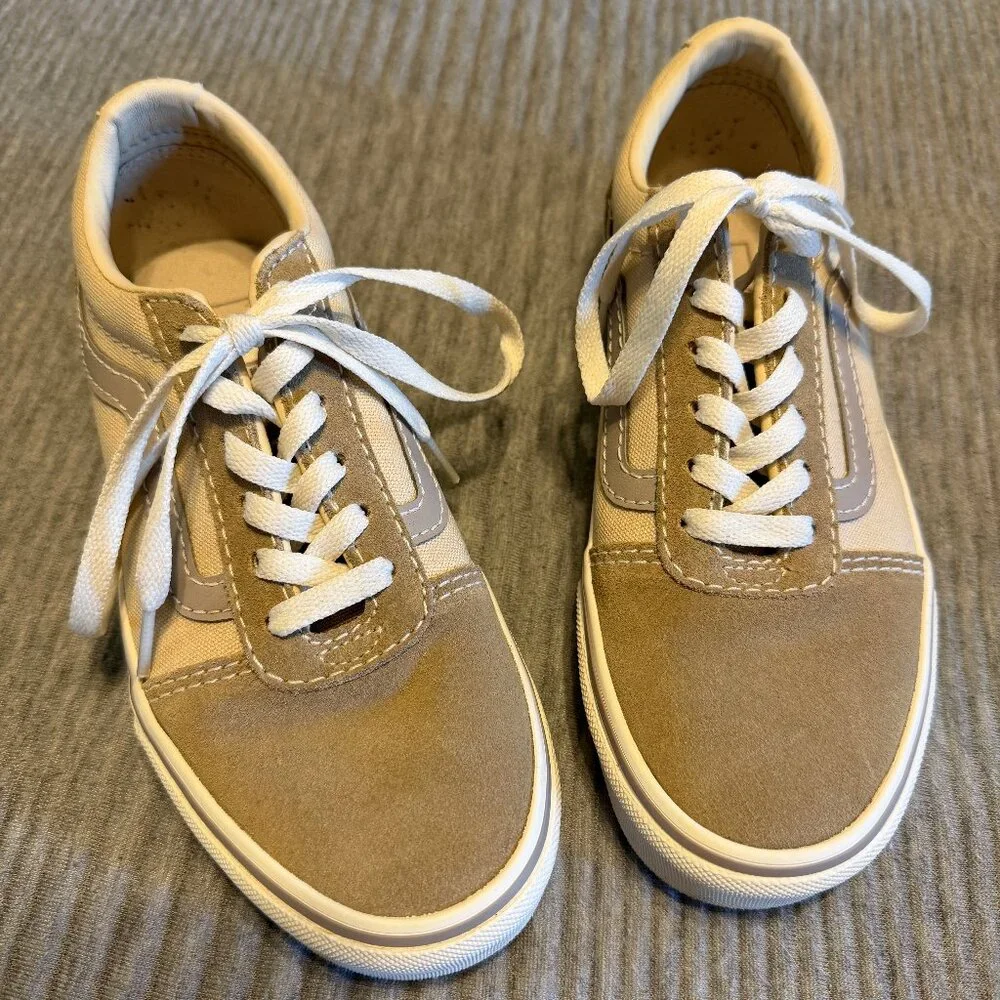 Womens Vans size 7 Old Skool Shoes Khaki and Tan - Picture 3 of 9
